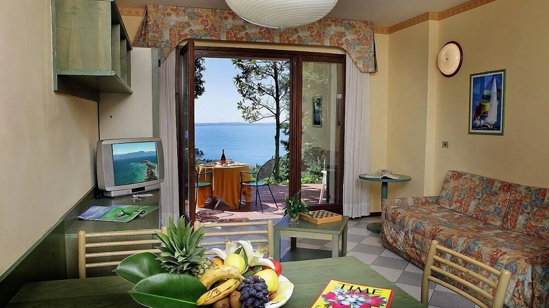 Madrigale Panoramic Lifestyle & Soulful Hotel  Costermano