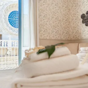 Risveglio Col Rosone Bed & Breakfast Lecce