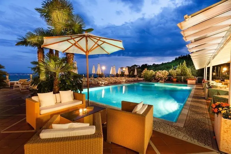 Madrigale Panoramic Lifestyle & Soulful Hotel 4*, Costermano Italy