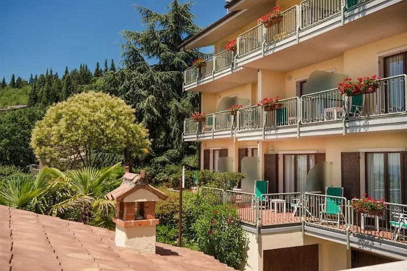 Madrigale Panoramic Lifestyle & Soulful Hotel 4*, Costermano