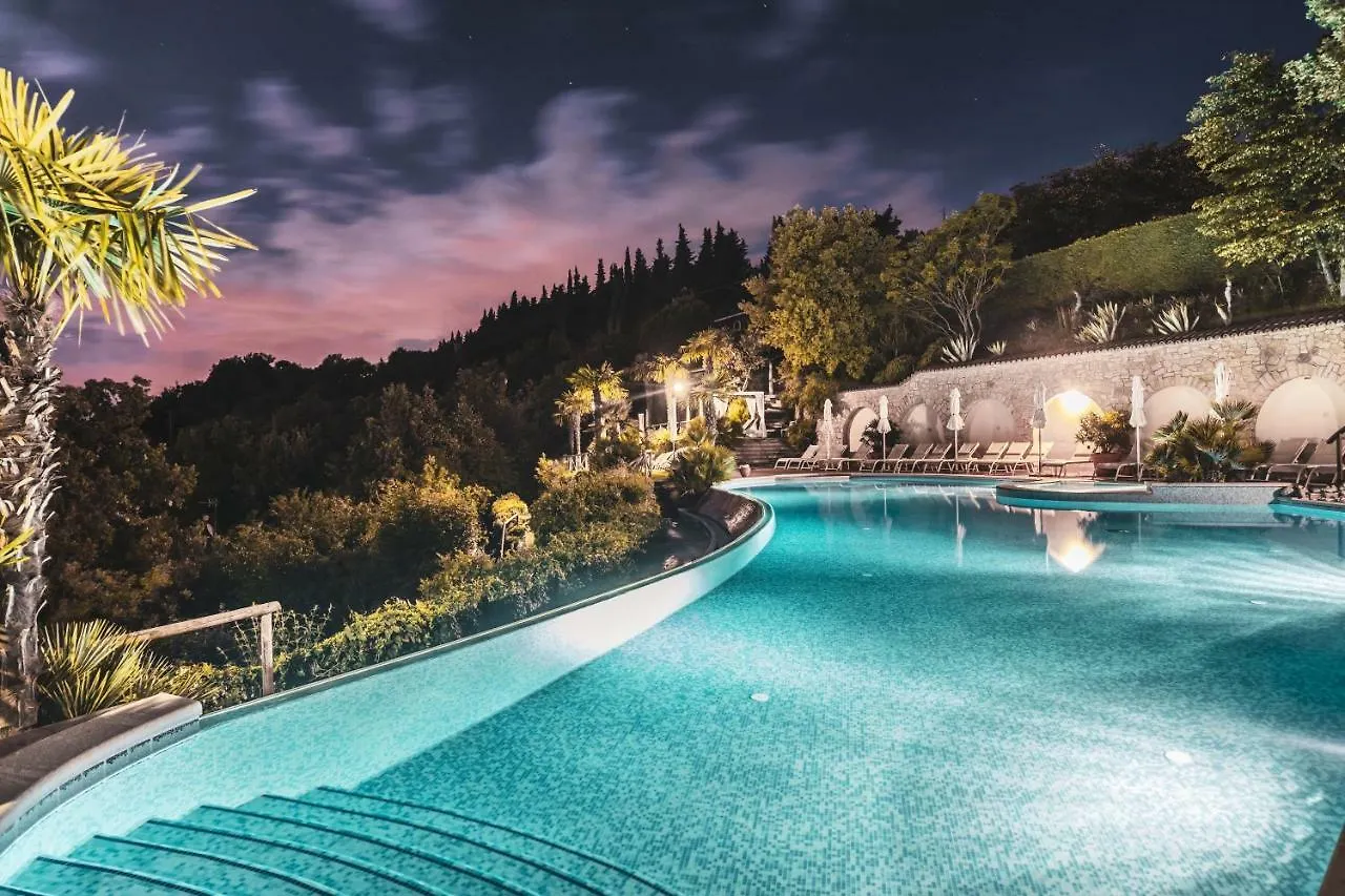 Madrigale Panoramic Lifestyle & Soulful Hotel 4*, Costermano Italy