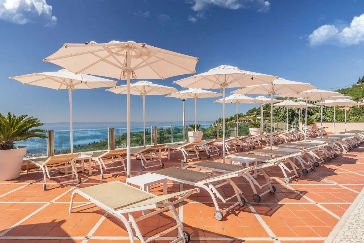 Madrigale Panoramic Lifestyle & Soulful Hotel Costermano